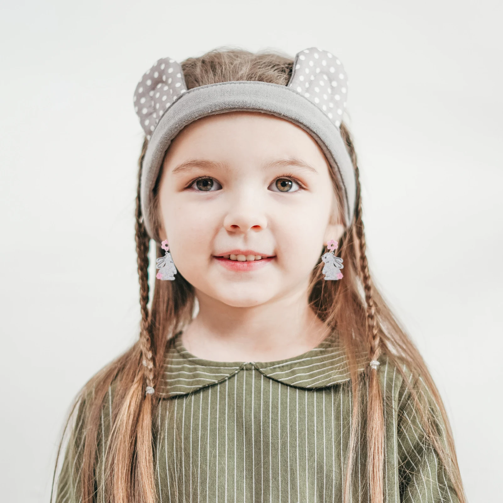 

Cute Rabbit Earrings Trendy Acrylic Dangling Design for Women Holiday Fashion Easter Statement Lightweight Comfortable