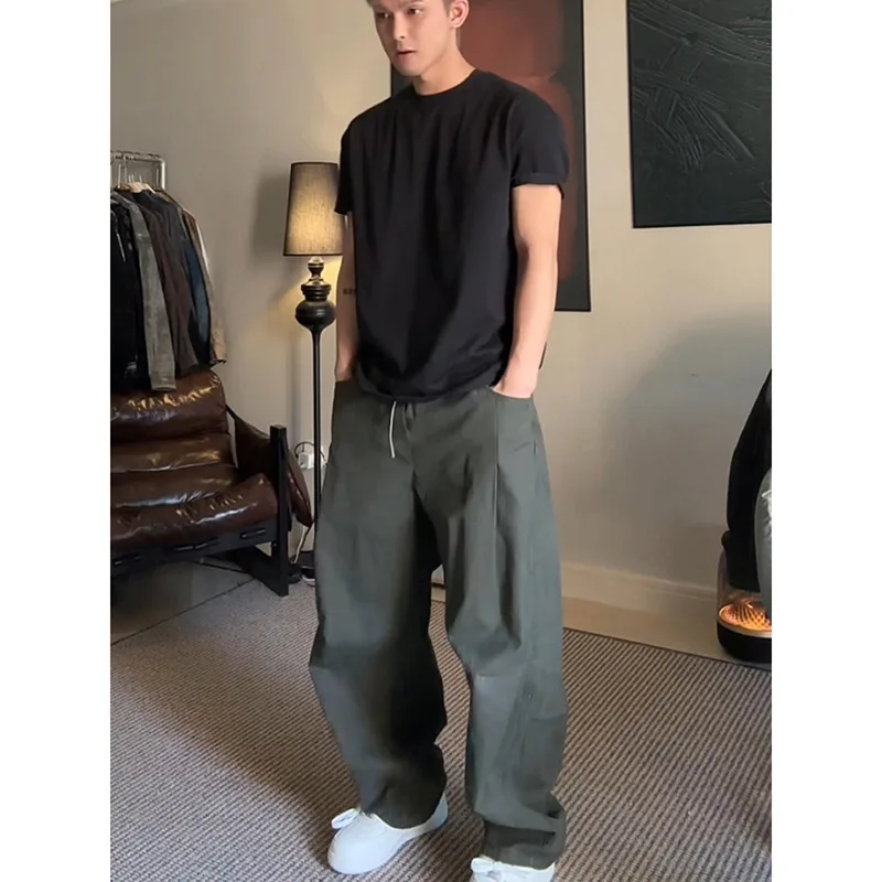 Man Wide Leg Pants 2026 New Summer Men's Parachute Pants Thin Sickle Wide Leg Cargo Trousers Outdoor Sports Casual Hiking Pants