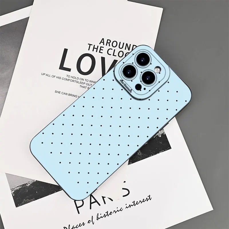 تصميم أنيق ومبتكر بنقطة زرقاء مع حافظة عدسة TPU غير لامعة لهاتف iPhone16 15 14 13 12promax #2