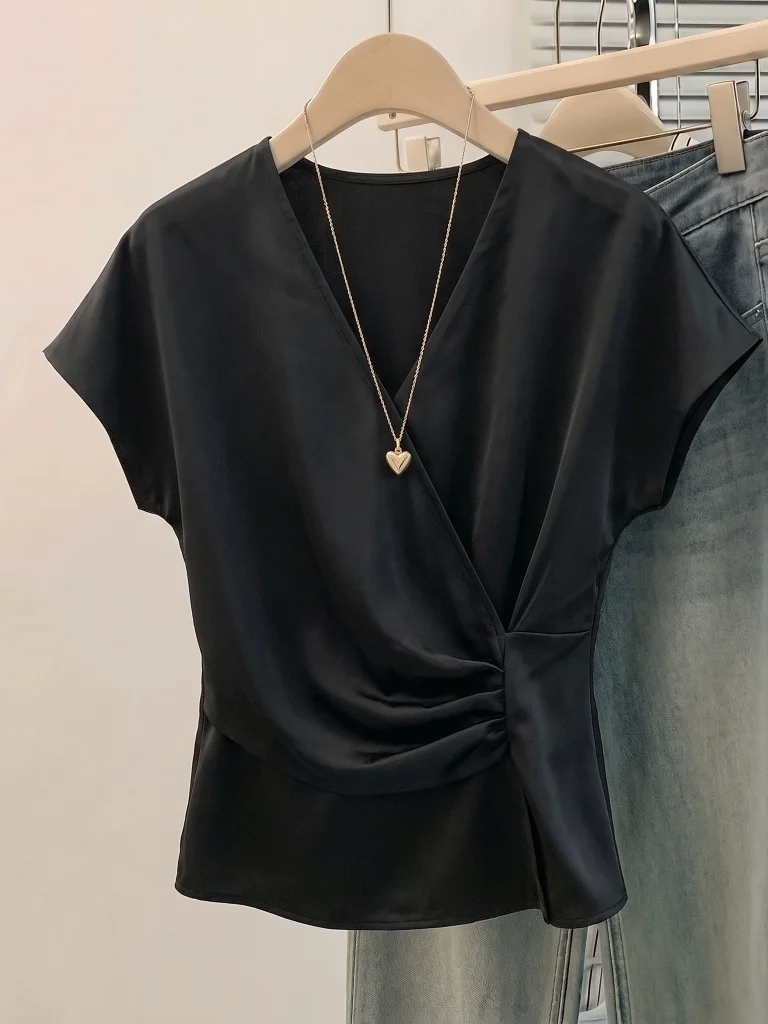 

Elegant V-neck Acetate Satin Women's Shirt Slimming Waist Design Korean Style Commute Fashion plus Size Summer New Arrival