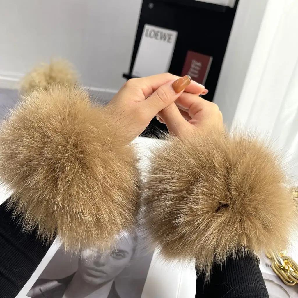 Real Fox Fur Cuffs Arm Warmer Winter Warm Women Wrist Cuff Sleeves Gloves Pompom Real Fur Bracelet Wristband Sleeves Accessories