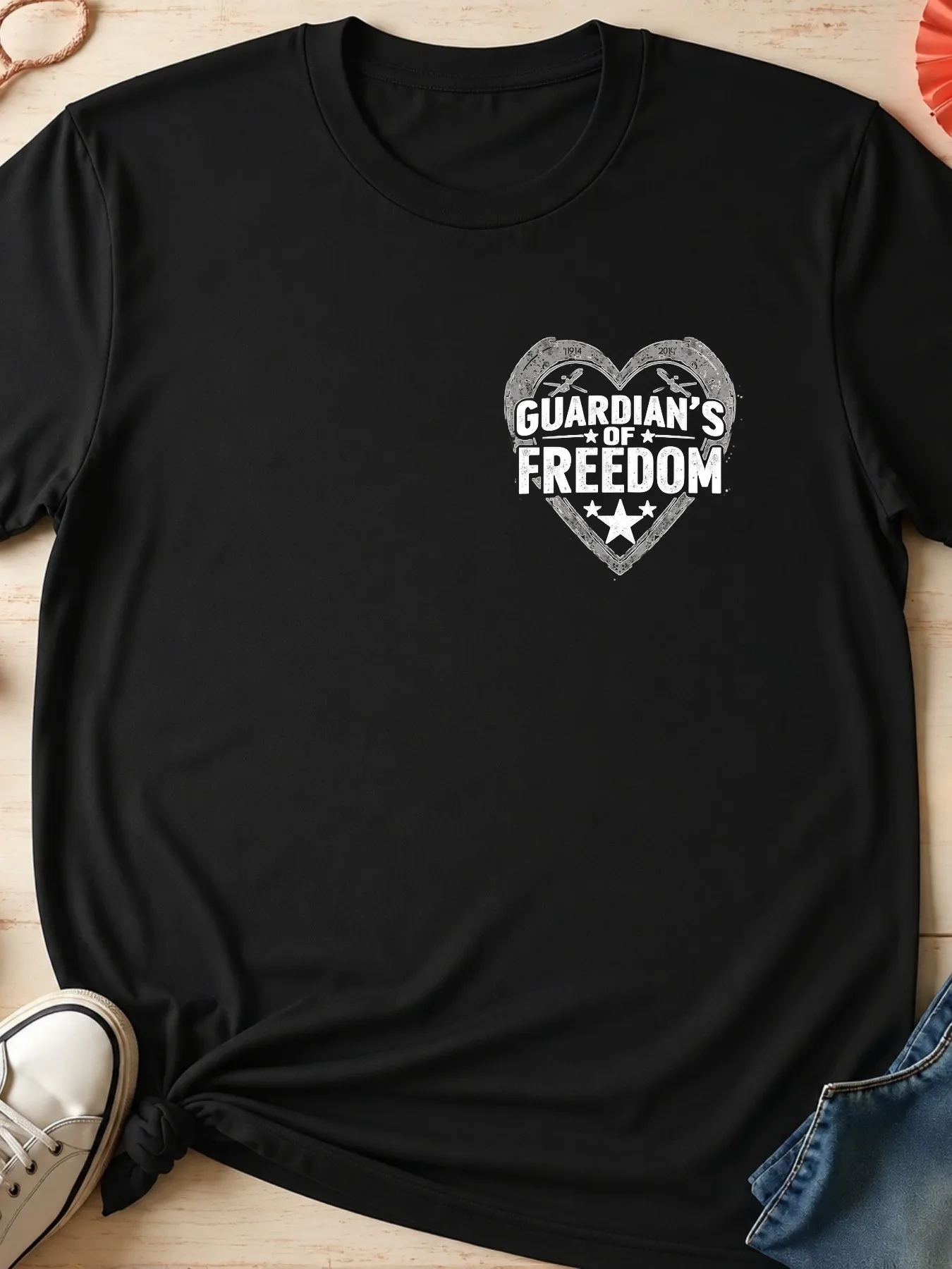 Men's Retro Graphic Tee Summer Casual Loose Fit Fashion Shirt Printed With Heart Shaped Frame And Guardians Of Freedom Lettering