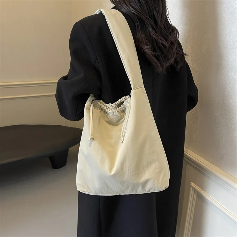 

Большая вместительная сумка-тоут, повседневная женская сумка, минималистичная легкая дизайнерская женская сумка на одно плечо, многоразовая сумка для покупок