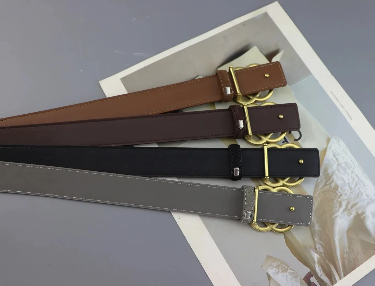2026 Neuer 2,8 cm breiter Wildleder-Rindsledergürtel für Damen im Vintage-Stil mit Retro-Goldschnalle, schmaler Ledergürtel für Kleider und Jeans – Detail 2