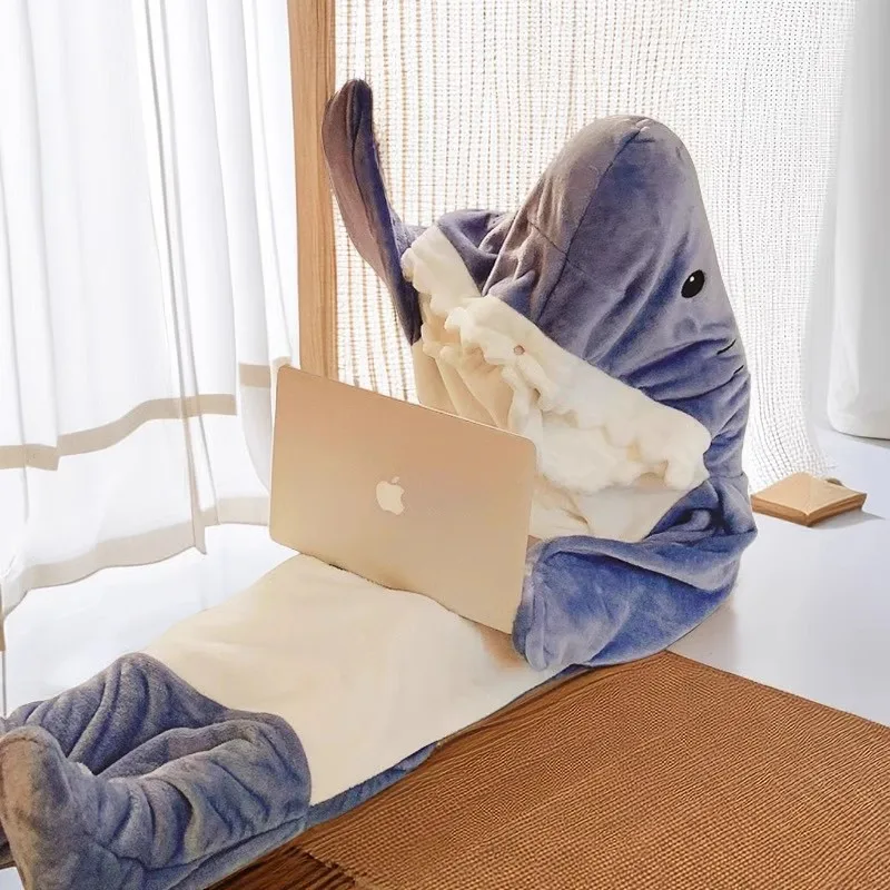 Cartoon Shark Sleeping Bag Pajamas Office Nap Shark Blanket Karakal High Quality Funny Mermaid Shawl Sleeping Blanket Gift