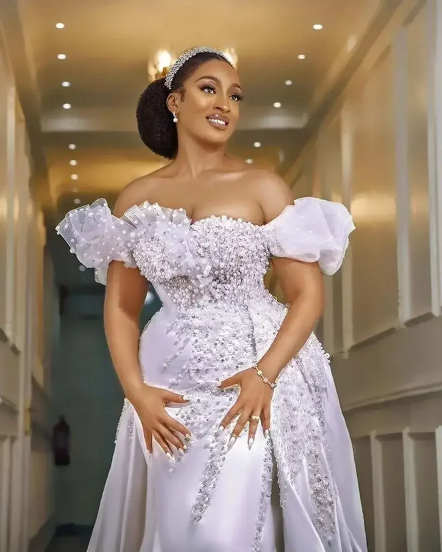 Customized Pretty Off The Shoulder Full Pearls Wedding DressesDetachable Vestido De Noiva Princesa Satin Bridal Gowns