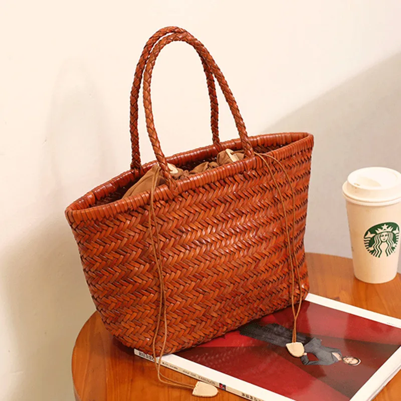 TVintage op layer cow woven handbags for women genuine leather French vegetable basket bag Lady Large Shoulder Bag