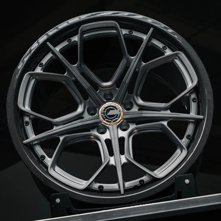 

Suitable for 15-inch 16-inch 17-inch 18-inch 19-inch high-brightness black Shengbo modified automobile aluminum alloy wheel rims