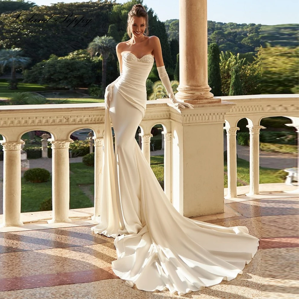 

Lceland Poppy Customized Strapless Mermaid Satin Wedding Dresses Sleeveless Beaded Bridal Gowns with Chapel Train