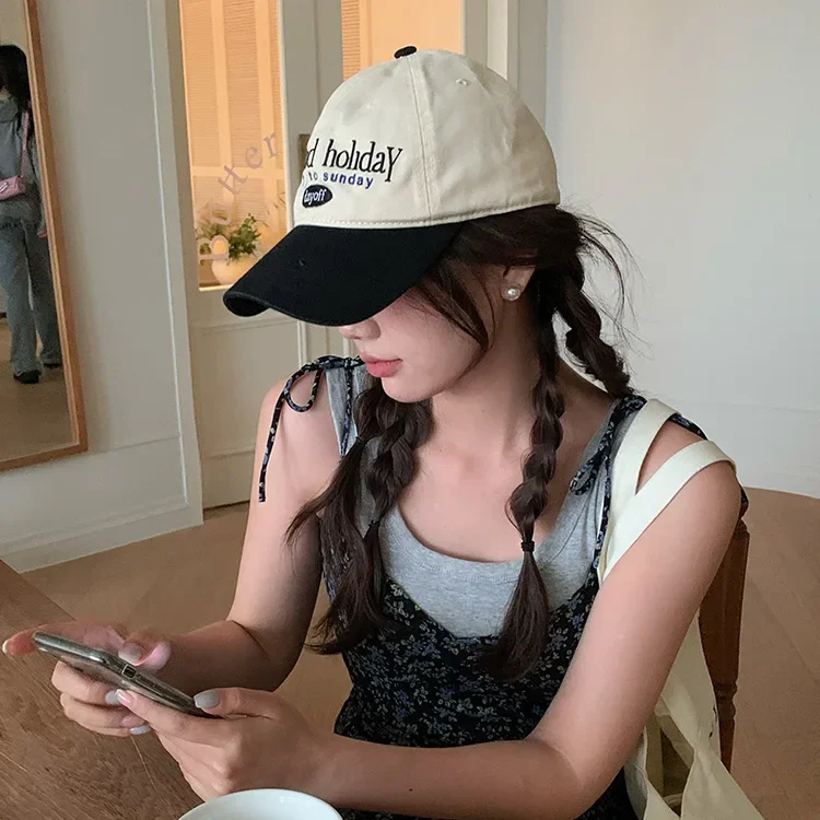 Korean ins baseball cap embroidery letters black and white splicing contrasting colors show the face small cap children 2026 new