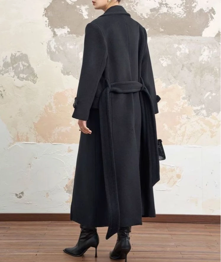 The New Woolen Autumn and Winter Coat Is Loose and Advanced Thickened Double-breasted Woolen Coat Looks Thin.