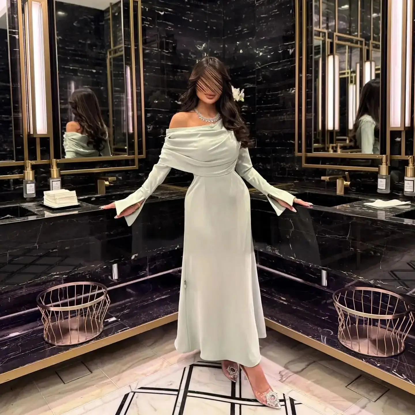 

Adeli customized Saudi Arabic Evening Dresses Long Sleeves Prom Dress Off Shoulder Strapless Dubai Women Wedding Party Gowns