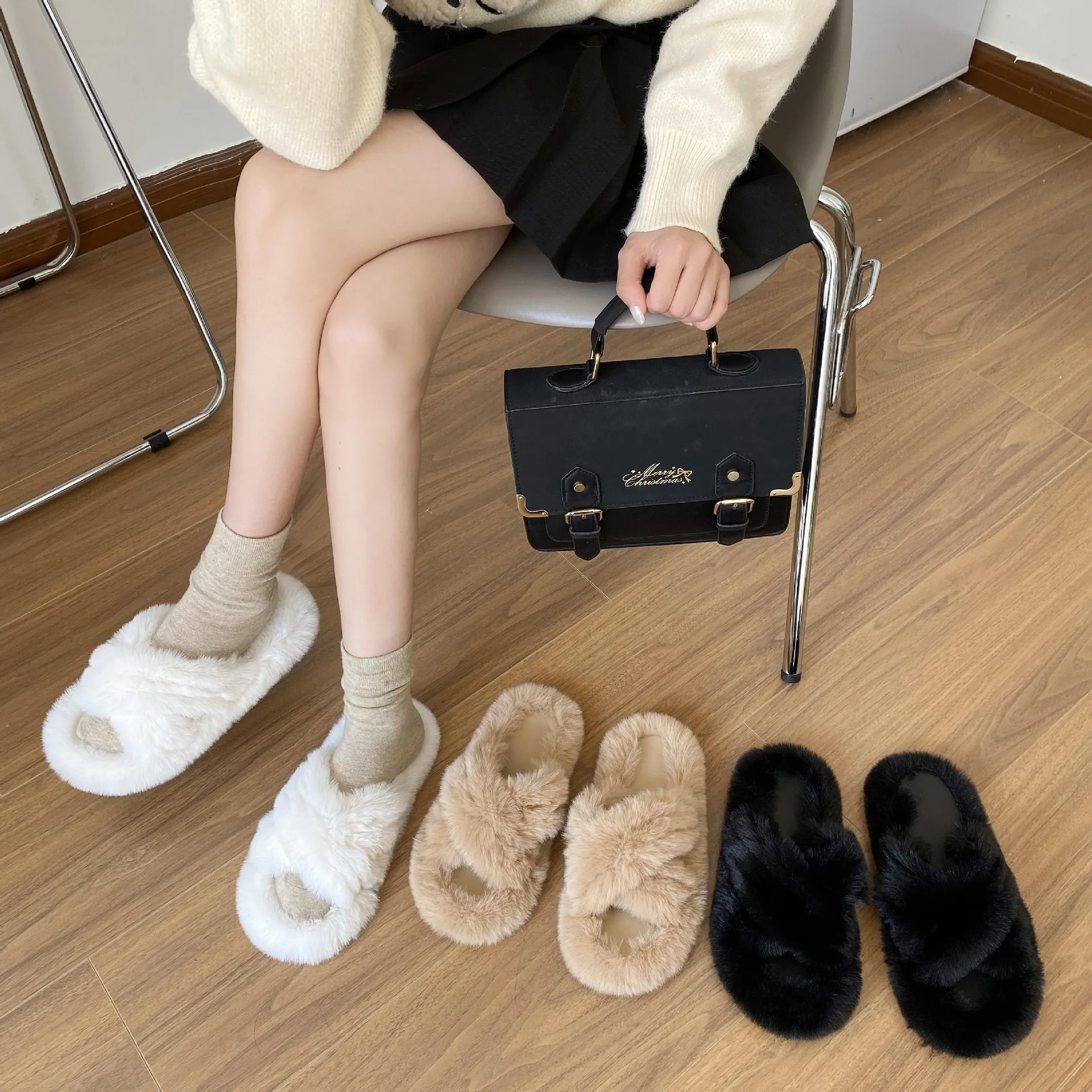 2024 Winter Women Home Indoor Casual Slippers Female Flip Flops Fluffy Shoes Cross Design Slides Ladies Soft Warm Plush Slipper