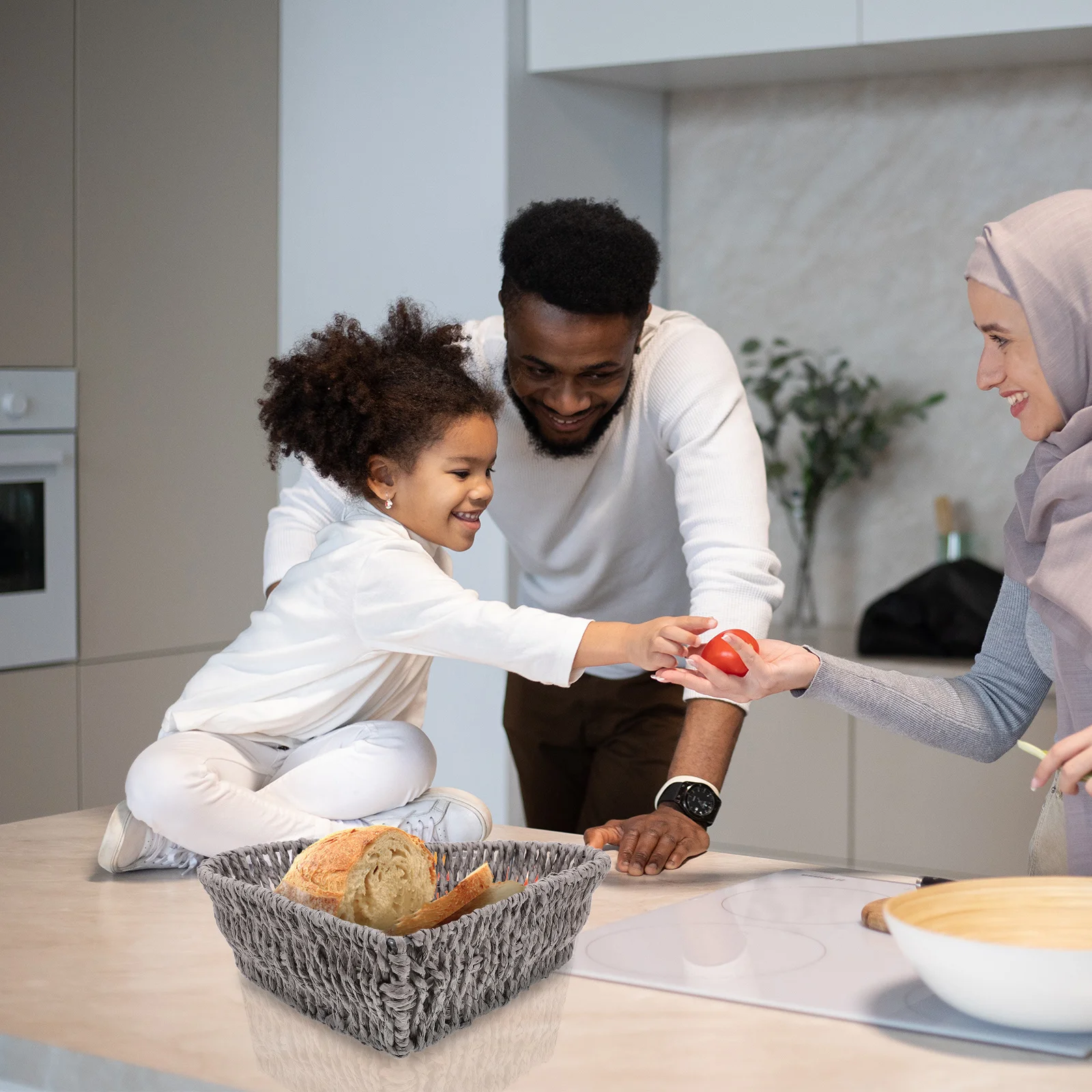 

Storage Basket Heart Shape Bread Fruit Organizer Lightweight Desktop Organizer Kitchen Woven Storage Basket