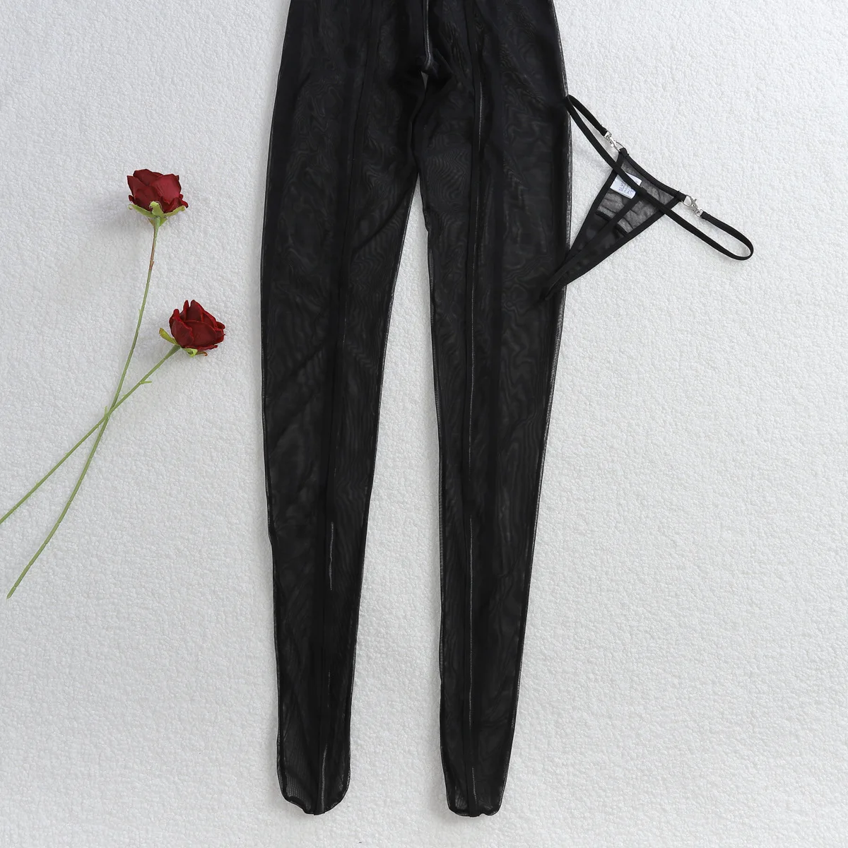 Lencería Sexy Porno, mono sin mangas con cuello Halter a rayas exclusivas, conjunto de 2 piezas, Tanga con cierre de Metal, mono transparente sin espalda