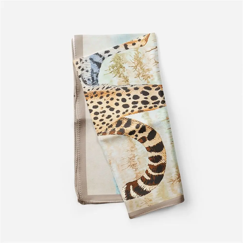 Gifts Leopard Print Square Scarf 53cm Animal Pattern Neck Scarf Lightweight French Style Bandana Scarf Hair Styling