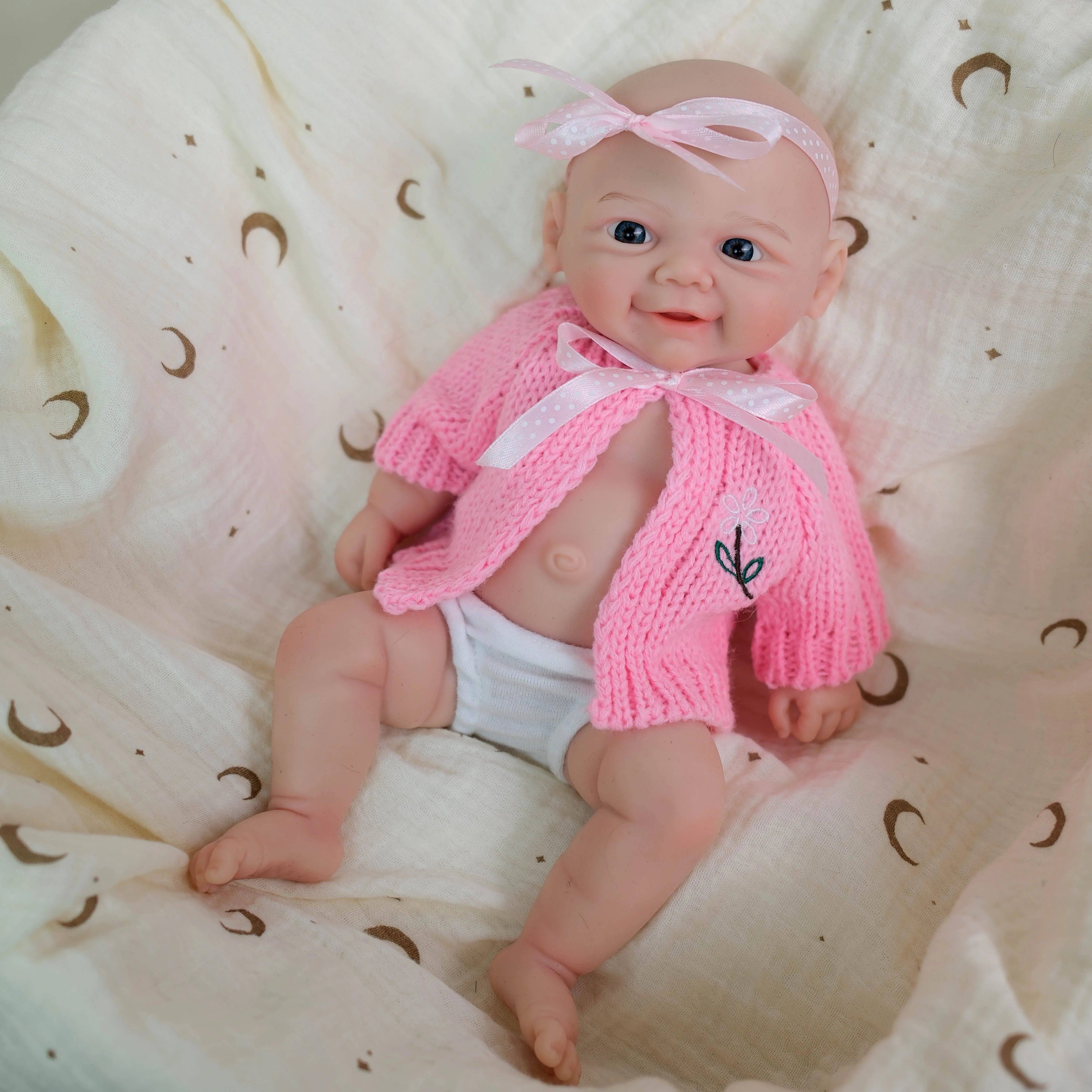 

NPK 12inch Lifelike Reborn Baby Girl Doll Vivienne Super Soft Flexible Platinum Silicone Elastic Mouth Can Open Solid Doll