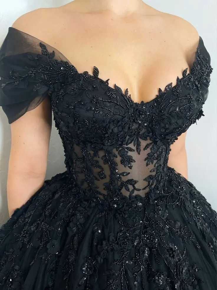 Black Evening Dress 2024 Beaded Lace Applique Off Shoulder V Neck Tulle Ball Gown Long Sweep Train Prom Gowns Elegant Woman