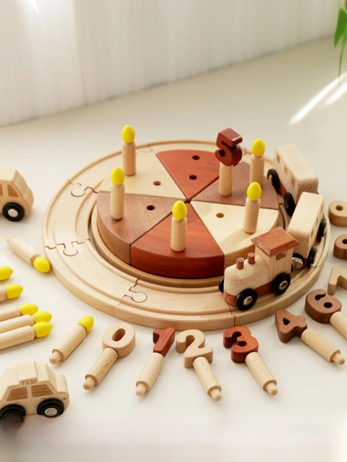 

Деревянный поезд-игрушка для торта на день рождения, набор для ролевых игр, детские развивающие строительные блоки, цифровые блоки, игровой набор для мальчиков и девочек