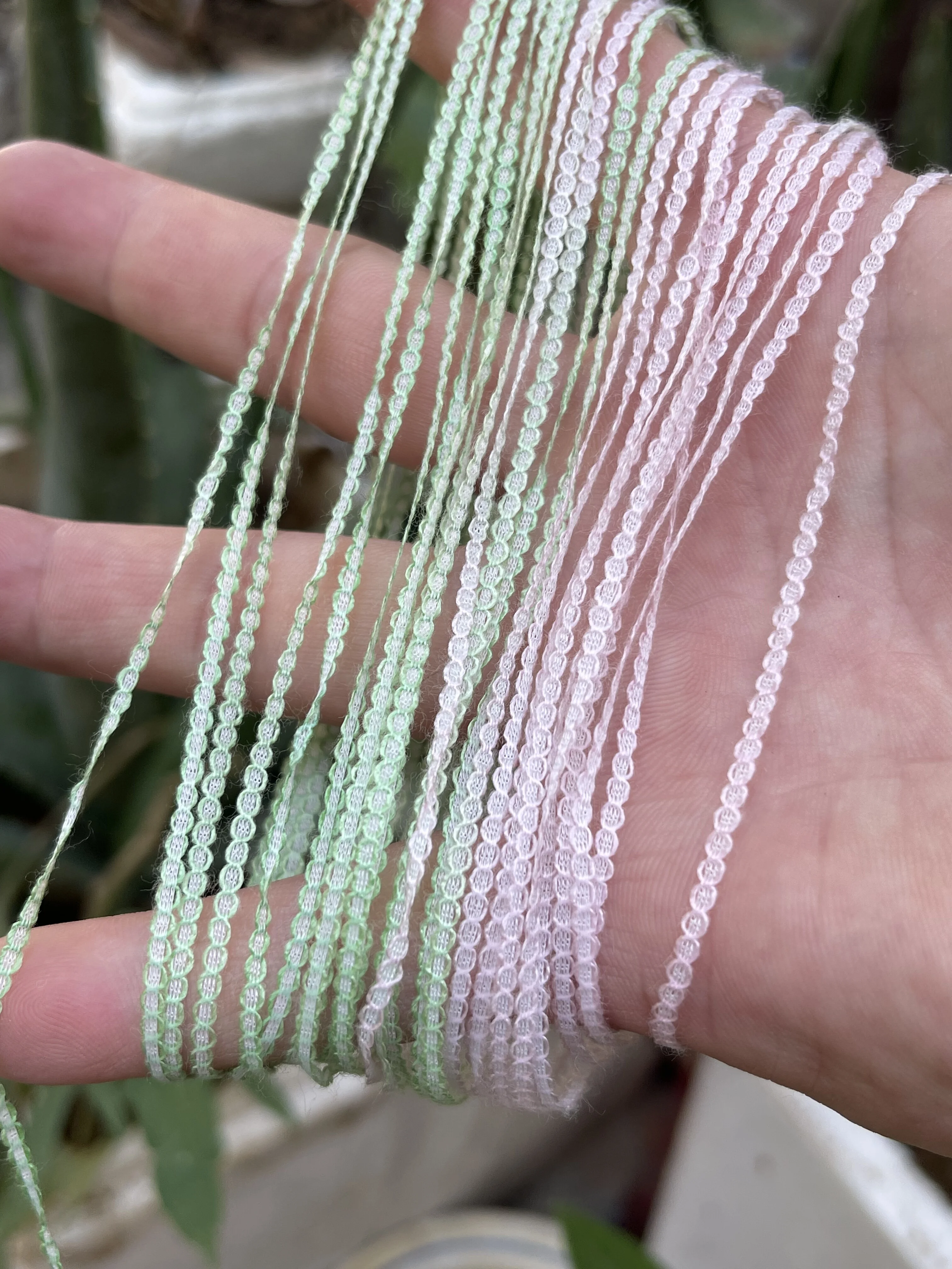 

500 г мягкой и комфортной пряжи, плоская ленточная пряжа Duan Ran в форме восьмерки для вязания крючком, для вязания сумок, одежды, кукол.