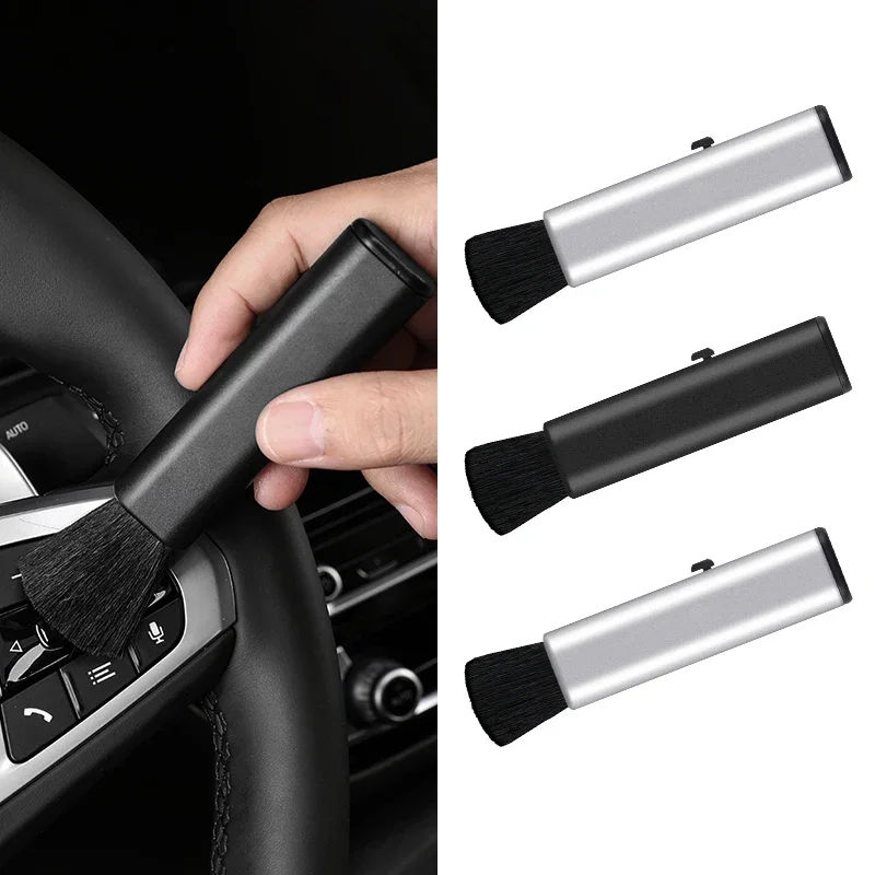 

Car Interior Dust Cleaning Brush Retractable Handle Brush For Great Wall GWM Poer Wingle 5 7 Haval H5 H3 H6 M4 Voleex C20 C30