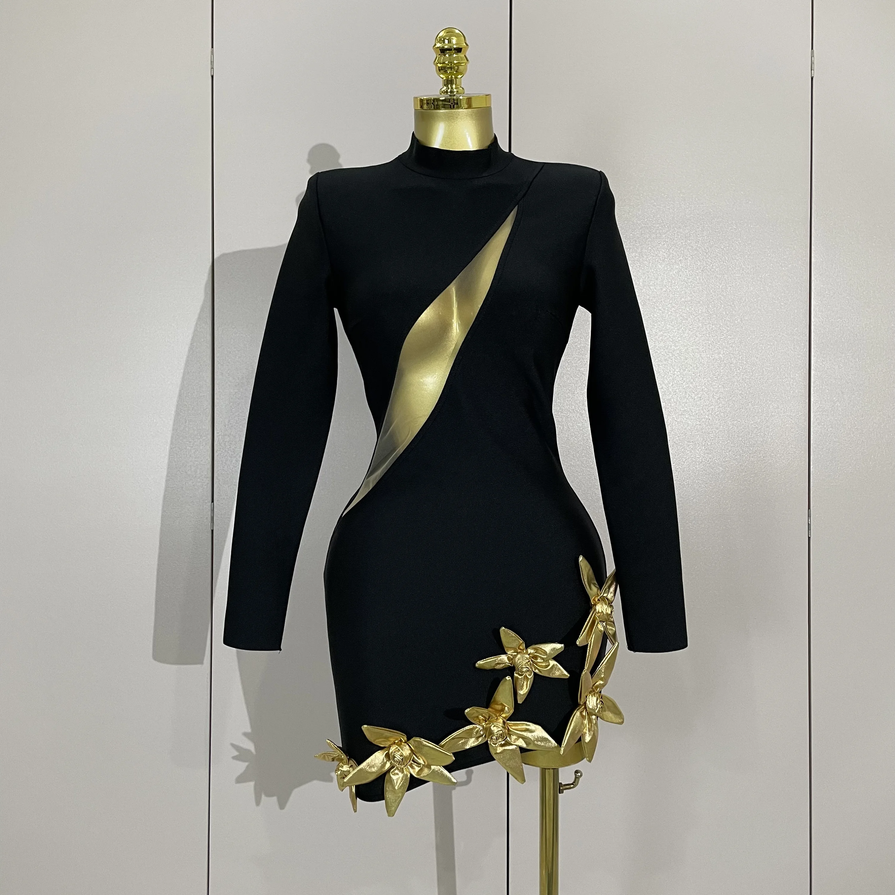 Sexy 3D Gold Flowers Black Cut Out Long Sleeves Bandage Mini Dress Women Elegant Celebrity Prom Luxury Birthday Party Dress