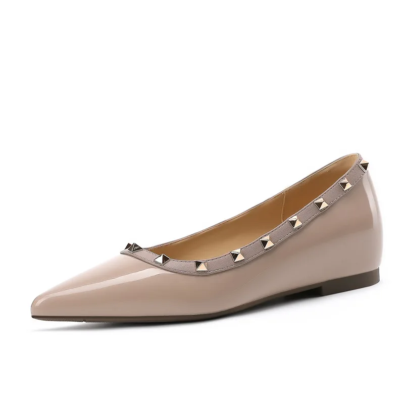 

Women's Pointed Toe Rivet Single Shoes Shallow Mouth Soft Leather Temperament Office Business Wedges Fashion Classic Flats