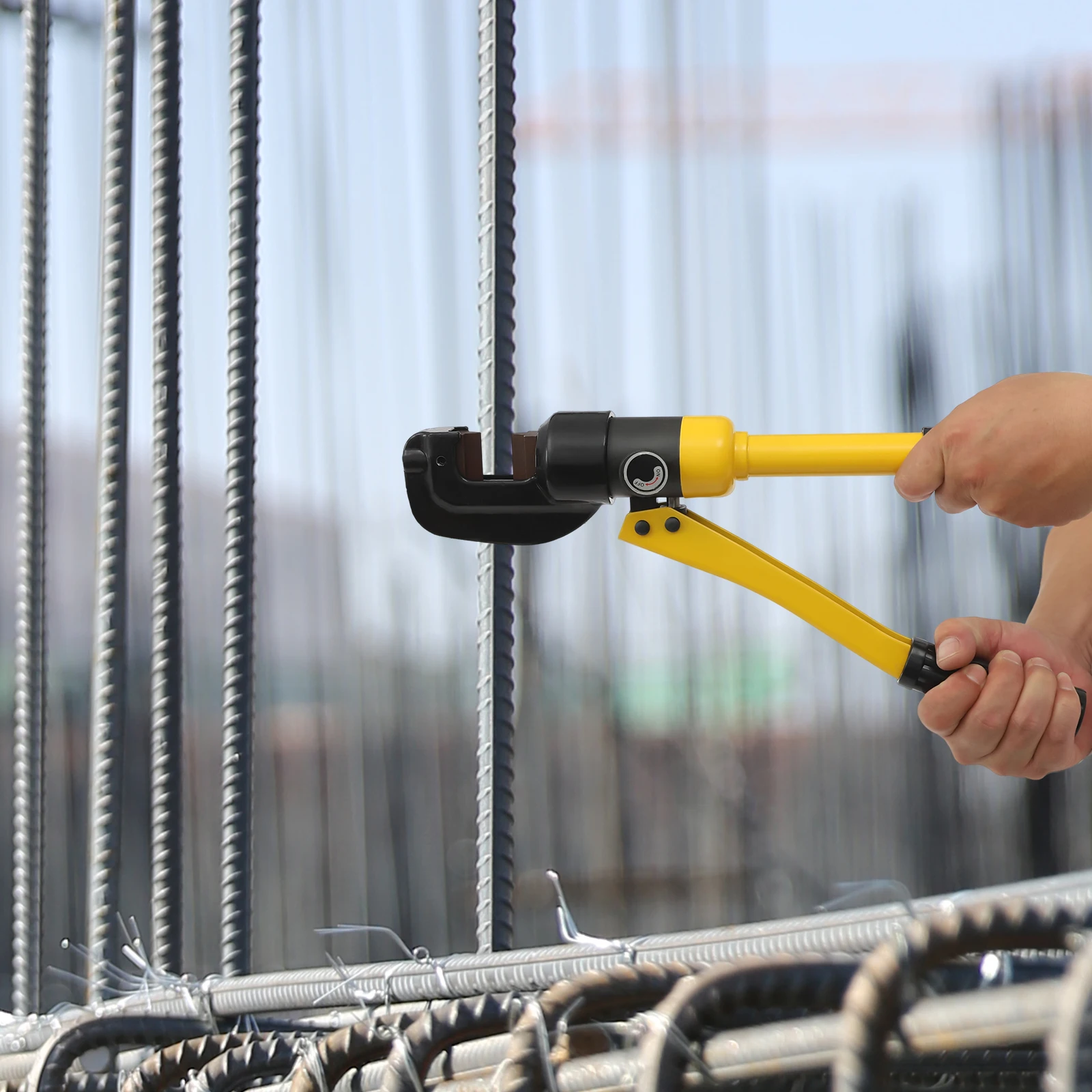 Hydraulic Hand Cutter Bolt Cutter 8T Manual 4-16mm Cutter Metal Cutting Tool Portable Toolbox Rebar Fences Chains