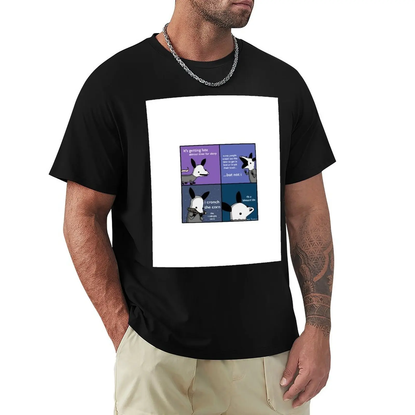Camiseta Cronch the Midnight Corn - Tiny Snek Comics, camiseta lisa de ajuste estándar