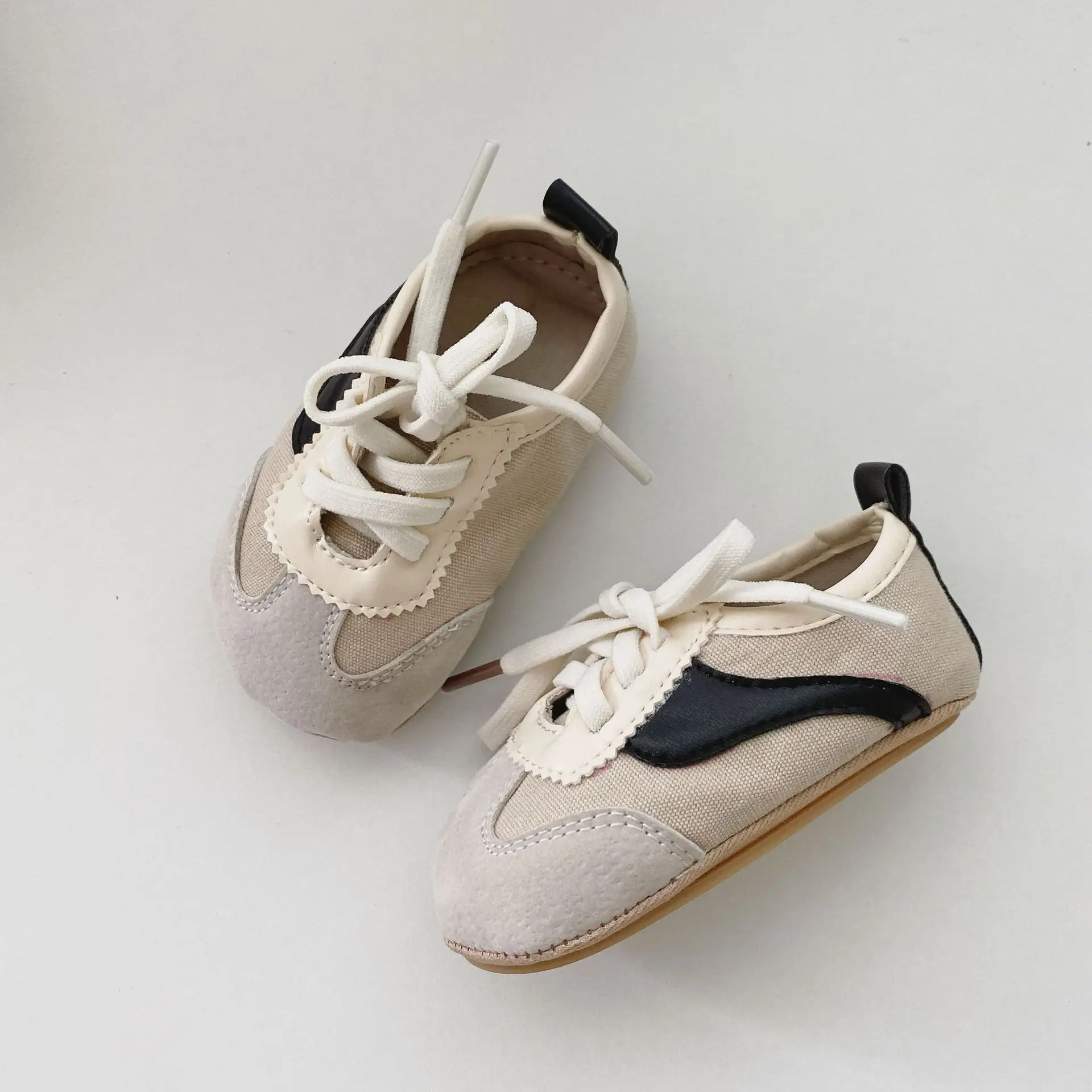 2024 Baby Shoes Korean Baby First Walkers Newborn Baby Indoor Soft Sole Anti slip Shoes Infant Girls Boys Canvas Shoes