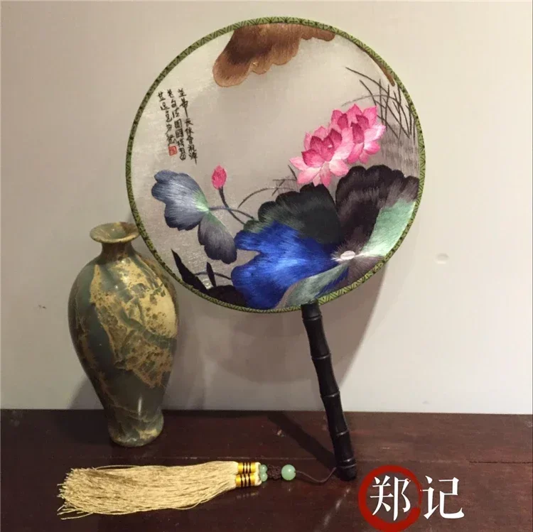 Chinese ancient style handicraft Su embroidery embroidery double-sided embroidery dance palace fan decoration craft fan