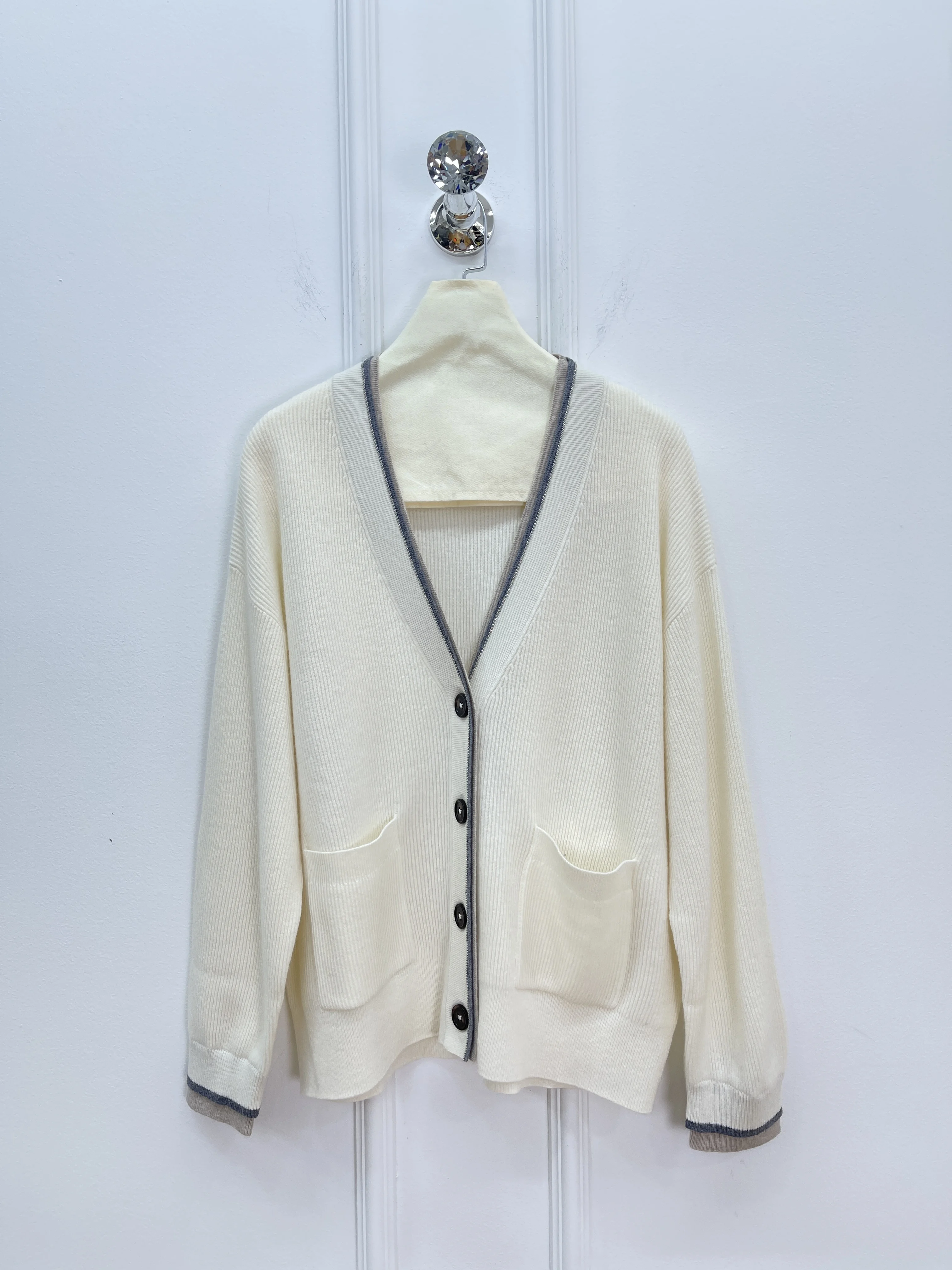 2025 Autumn And Winter New Wool V-Neck Long-Sleeved Knitted Cardigan Lamb Chop Button Bead Chain Contrast Color Sweater Women