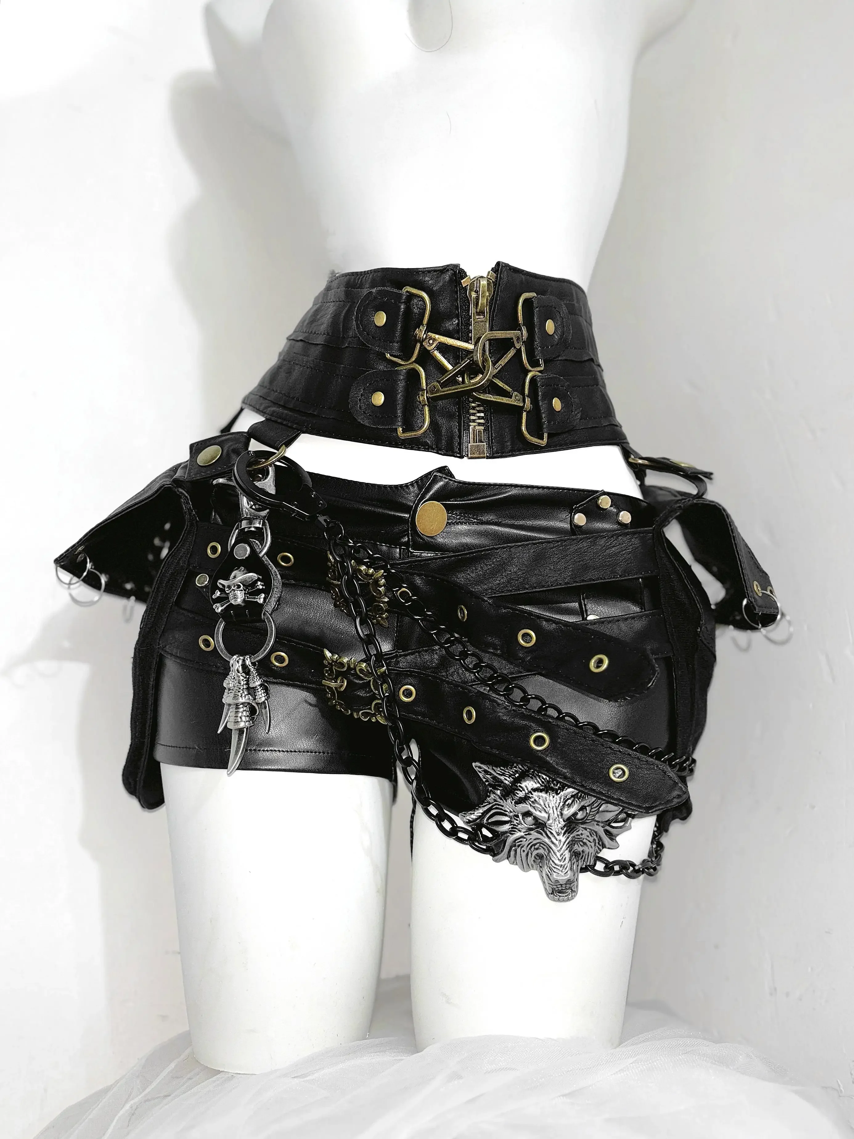 TDH Original Design Gothic Subculture Hand Made American Punk Girdle Vintage Chains PU Leather Super Short Pants Shorts