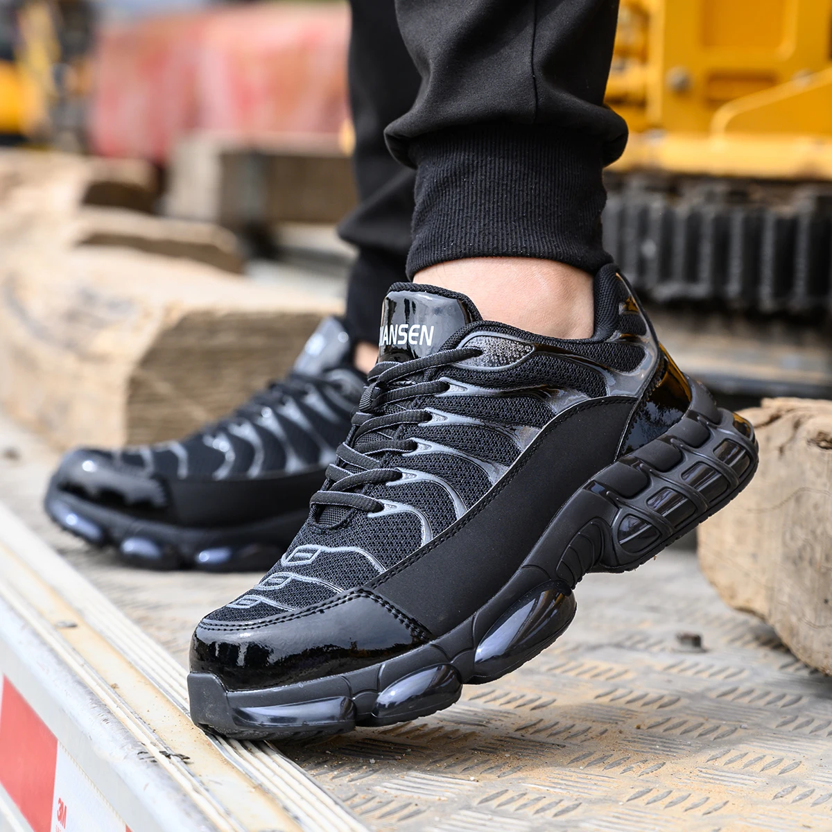 Male Work Safety Shoes Anti-puncture Working Sneakers Men Indestructible Work Shoes Men Boots Lightweight Men Shoes Safety Boots