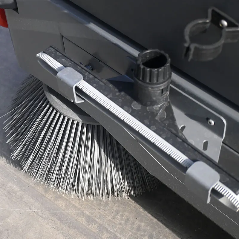 Промышленное чистящее оборудование Подметальная машина - скруббер Большая стиральная машина для верховой езды