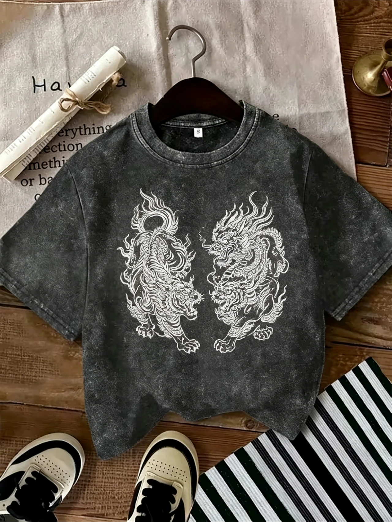 Vintage Fighting Tiger Graphic T-Shirt, Relaxed Retro Washed Tee for Men Women Travel Daily Vacation Stylish Casual Street Looks