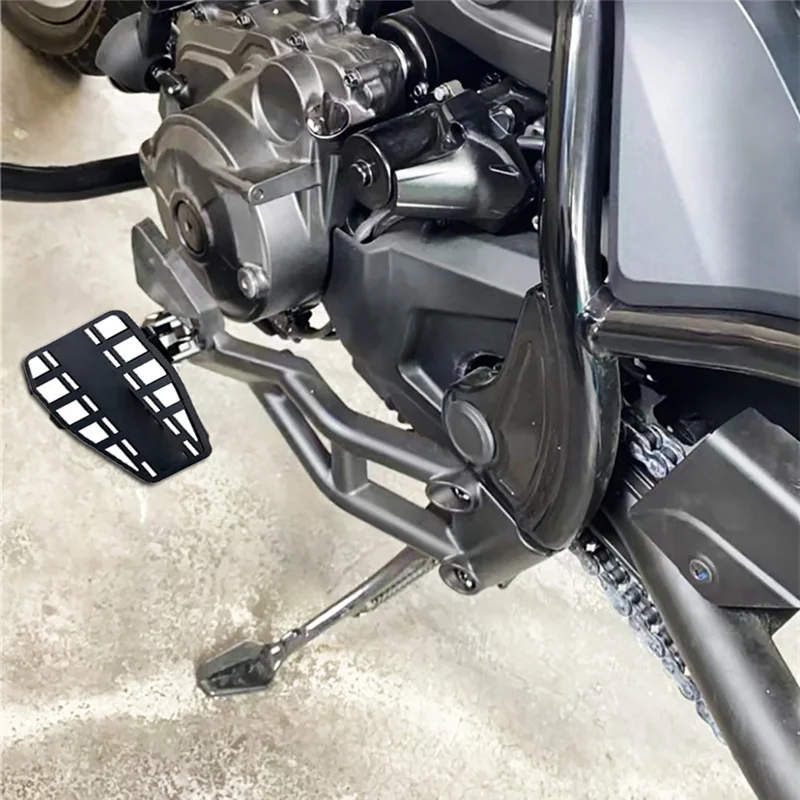 

Plain Durable Motorcycle Cruise Wide Foot Pedal, Anti-Slip Design, For Honda Rebel 1100 CMX 1100 2021