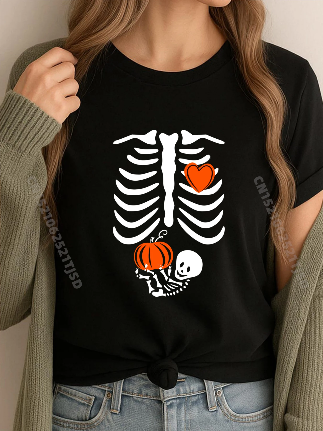 

Беременная мама-скелет Хэллоуин Беременность Объявление ребенка Графические футболки Белая футболка Женщина Geek