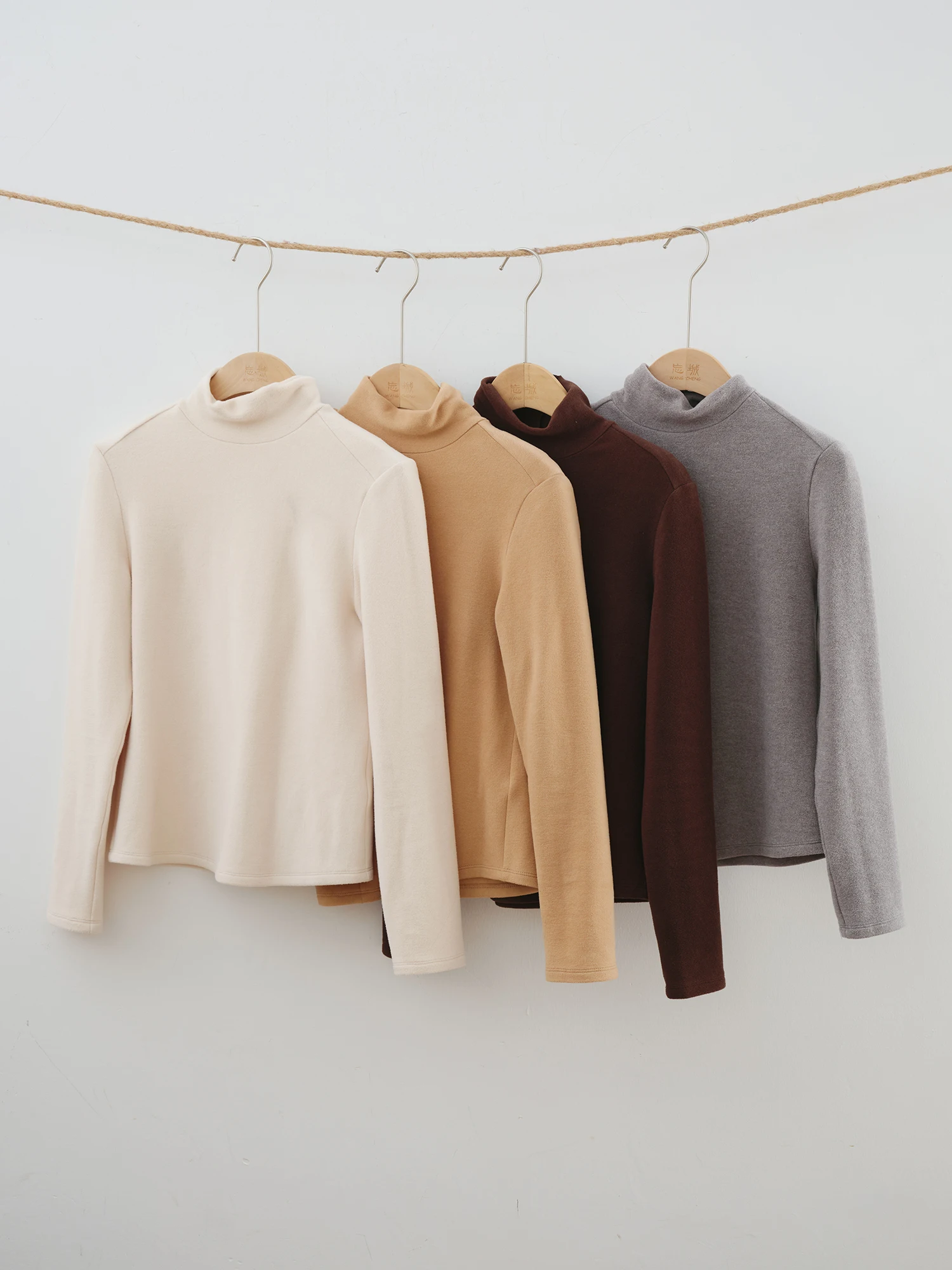 

Cloud-Immersed A64 Двусторонняя напольная бархатная основа irt oulder, облегающая внутренняя одежда с высоким воротником для женщин