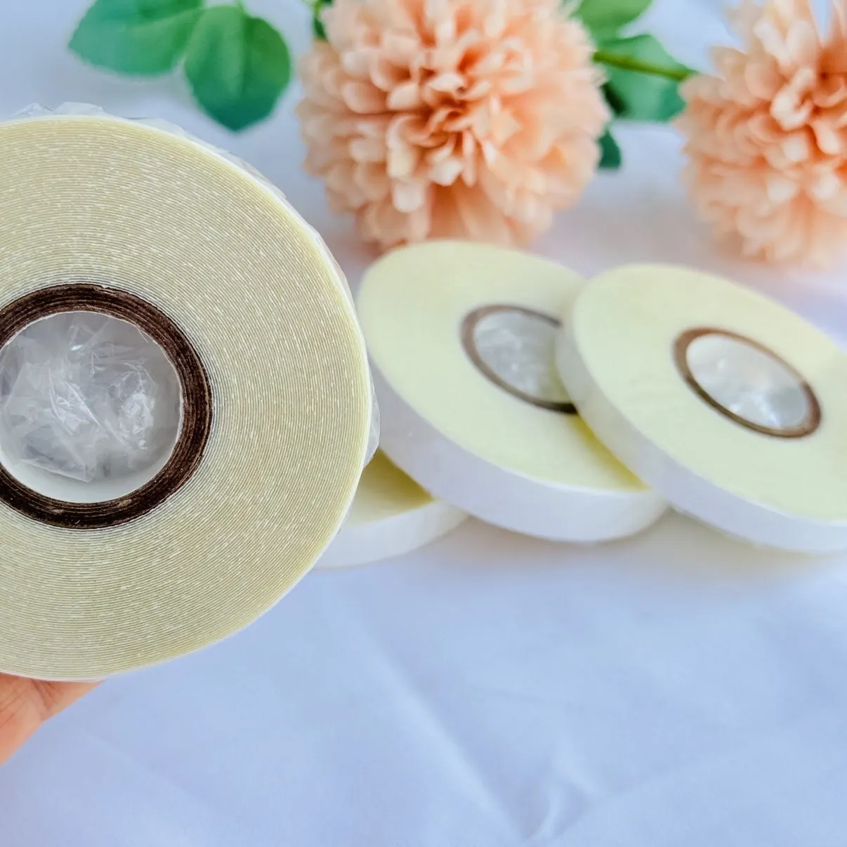 الدانتيل الباروكة الشريط الغراء لوصلات الشعر الترا عقد لاصق الغراء للشعر المستعار 12 ياردة الدانتيل الباروكة الغراء نظام الشعر الشريط ل Tou