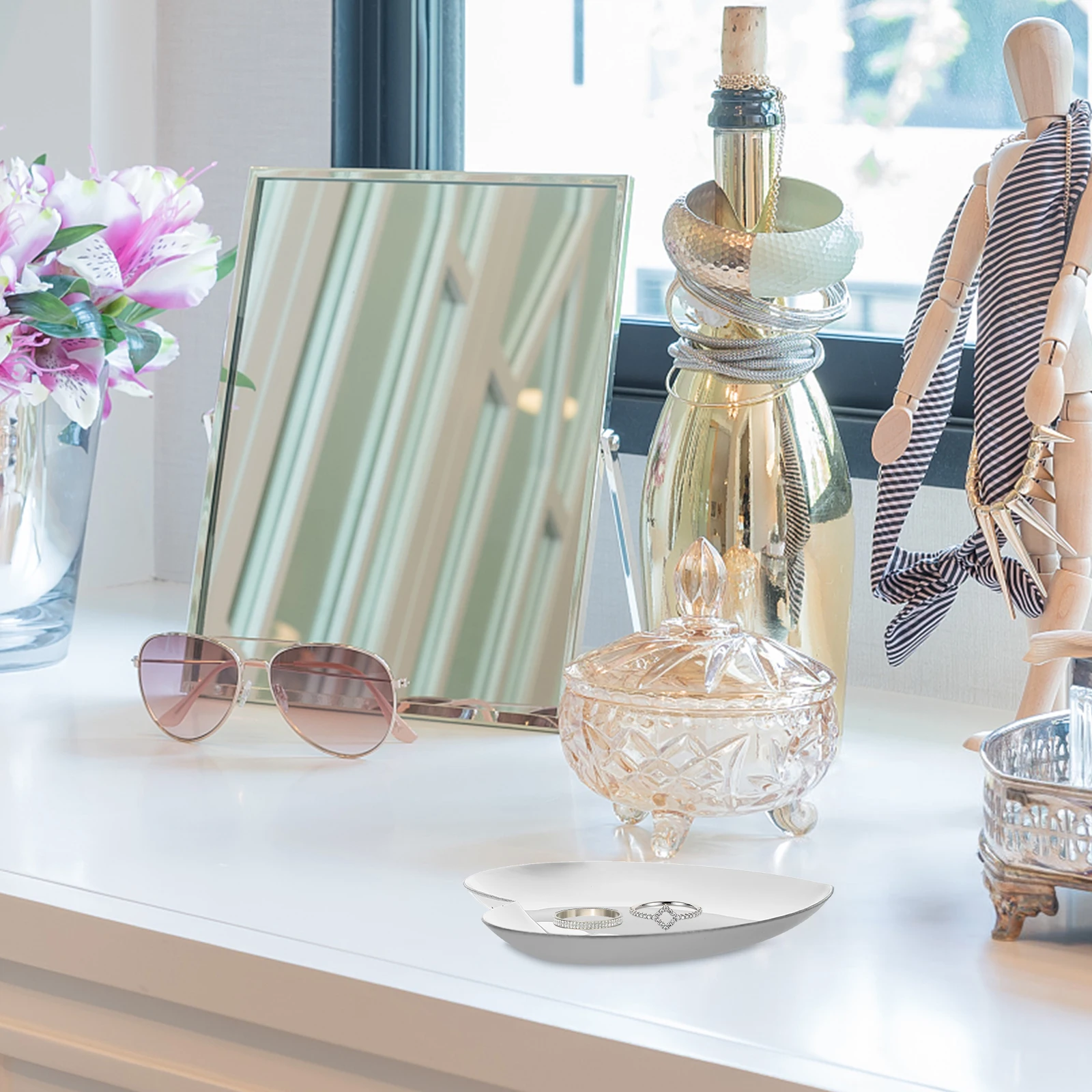 

2pcs Heart Shaped Earring Plate Tray Stainless Steel Silver Desk Organizer For Earrings Necklace Storage Display