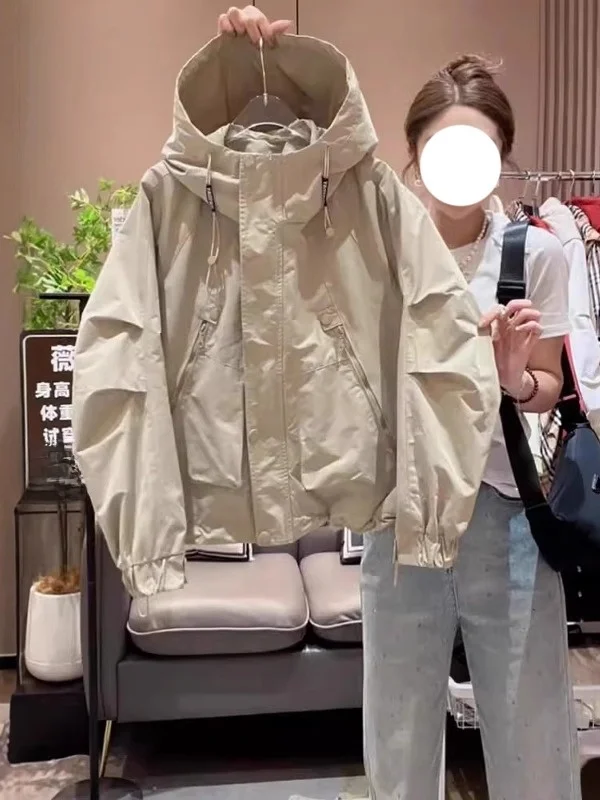 

Европейская модная женская куртка с капюшоном больших размеров, свободного кроя, стройнящая, весенняя новинка, верхняя одежда, короткое пальто для женщин