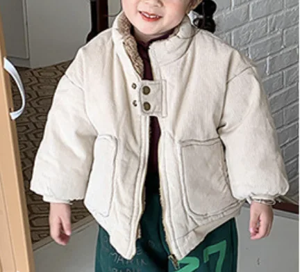 معطف قصير دافئ للأطفال جديد لشتاء 2025 بأكمام طويلة للأولاد والبنات بالإضافة إلى سترة سميكة مخملية للأطفال ملابس صوف دافئة #6