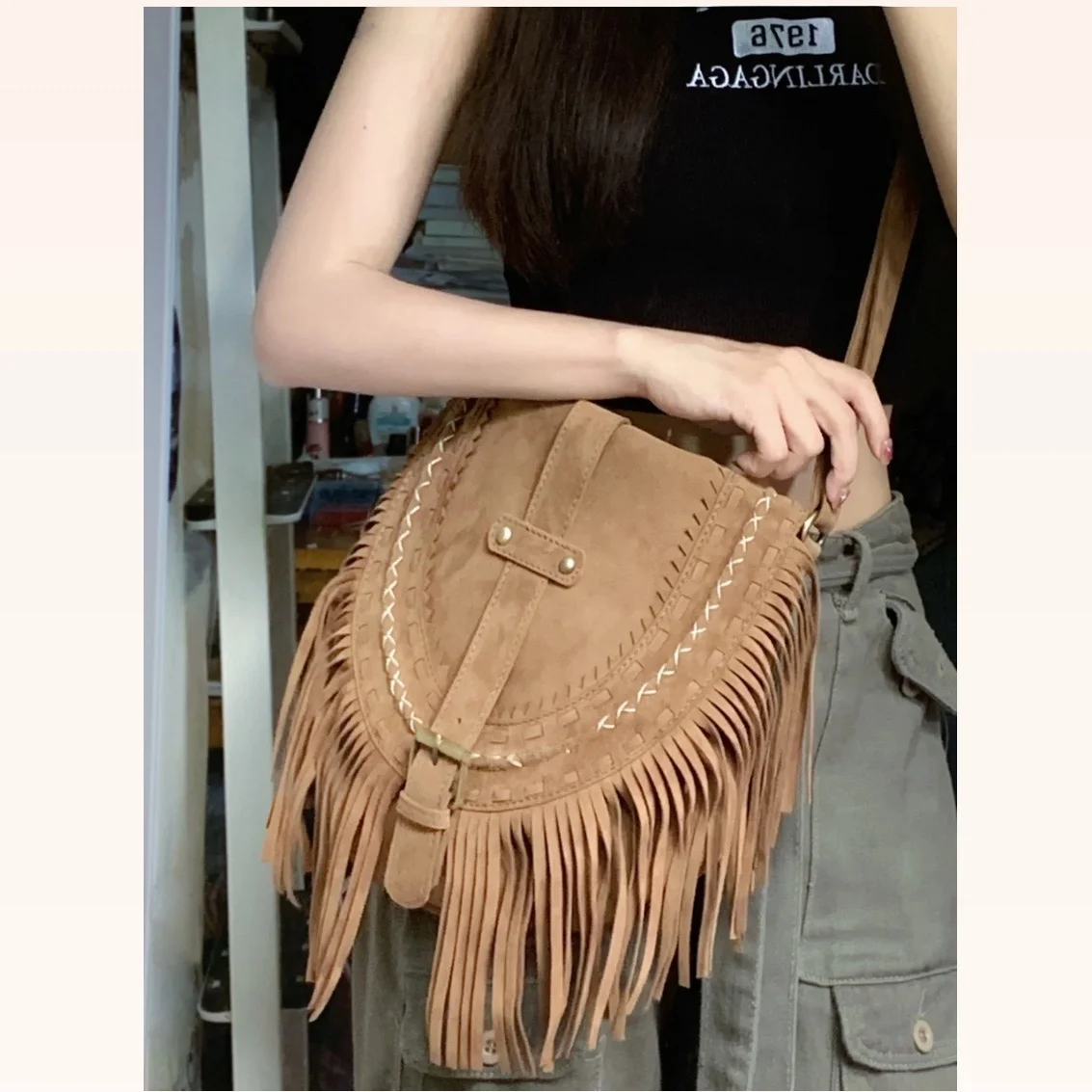 

Retro American Hot Girl Fringe Bag Women's Faionable Suede Crossbody Bag Ethnic Sle Casual Single oulder Bag