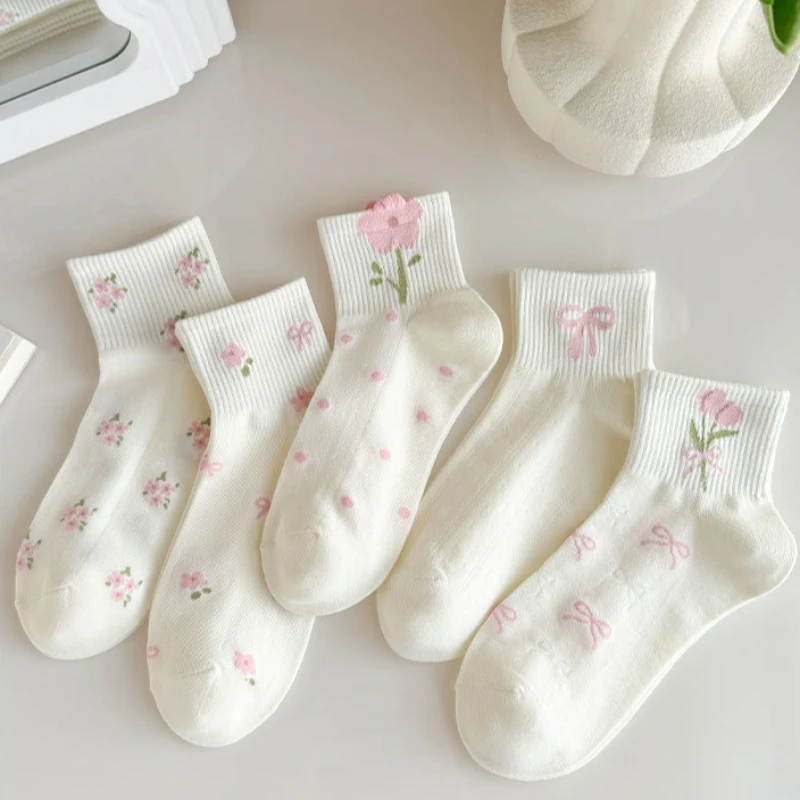 

1/5 Pairs new spring autumn Women Casual Comfortable minimalist Flowers Socks Cute Bow Socks Fashionable Versatile Cotton Socks