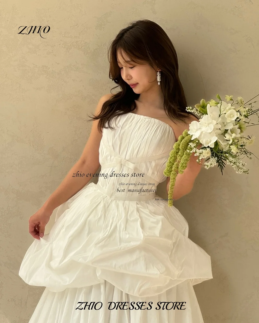 ZHIO 화이트 플리츠 한국 웨딩 A 라인 새틴 푹신한 스트랩리스 맞춤형 트레일링 길이 실내 웨딩 로맨틱 행사 웨딩드레스