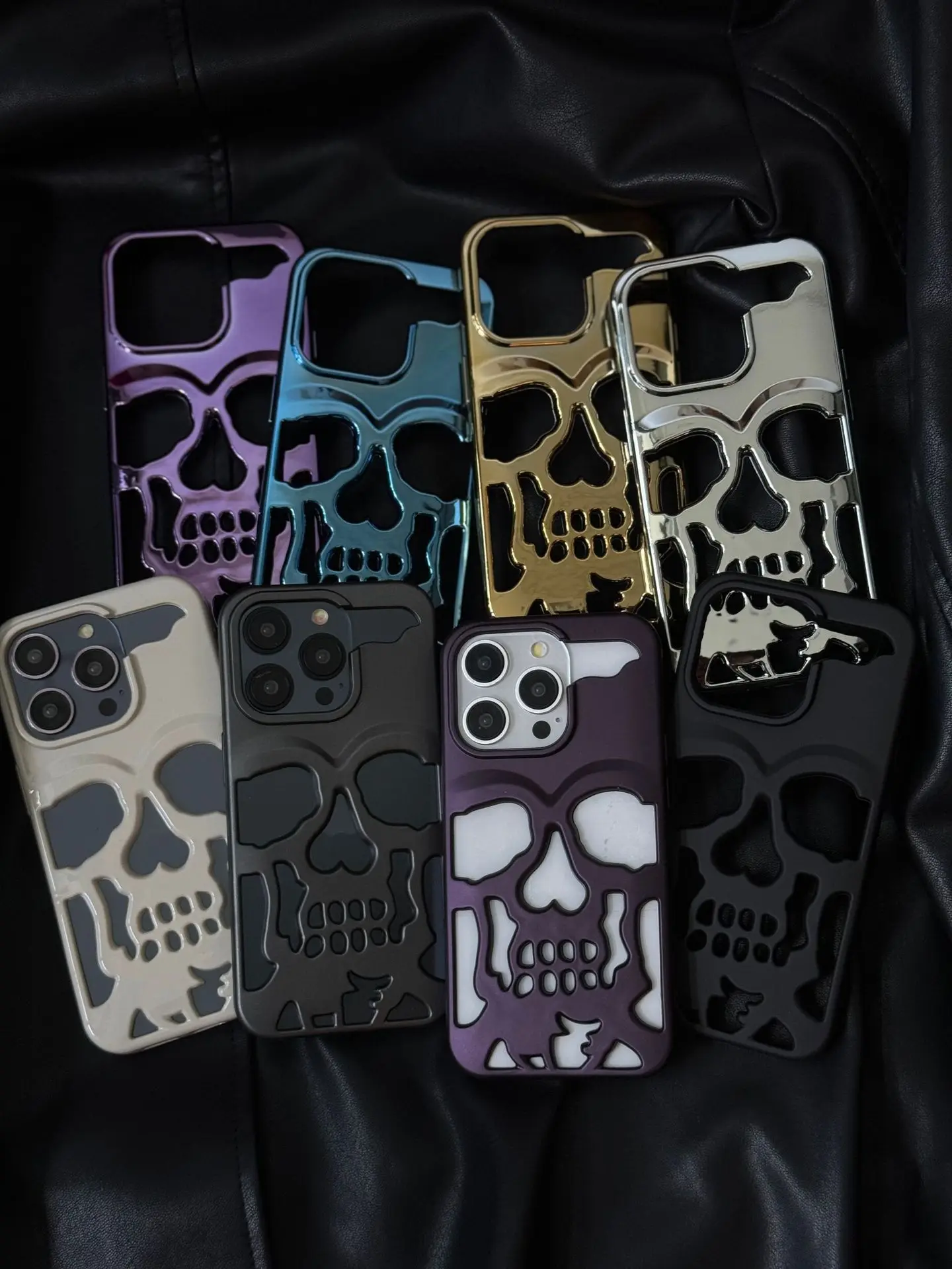 

3D Hollow Skull Callous Case for iPhone 16 ProMax 16 Plus 15 14 13 12 11 Pro Max Luxury Plating Shockproof Ghostface Soft Cover