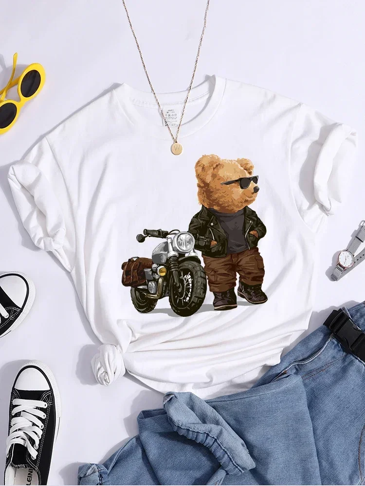 Vintage Fashion Tshirt Loose Creativity T-Shirts Fashion Summer Women Tshirts Motorcycle Teddy Bear Wearing Sunglasses Tshirt