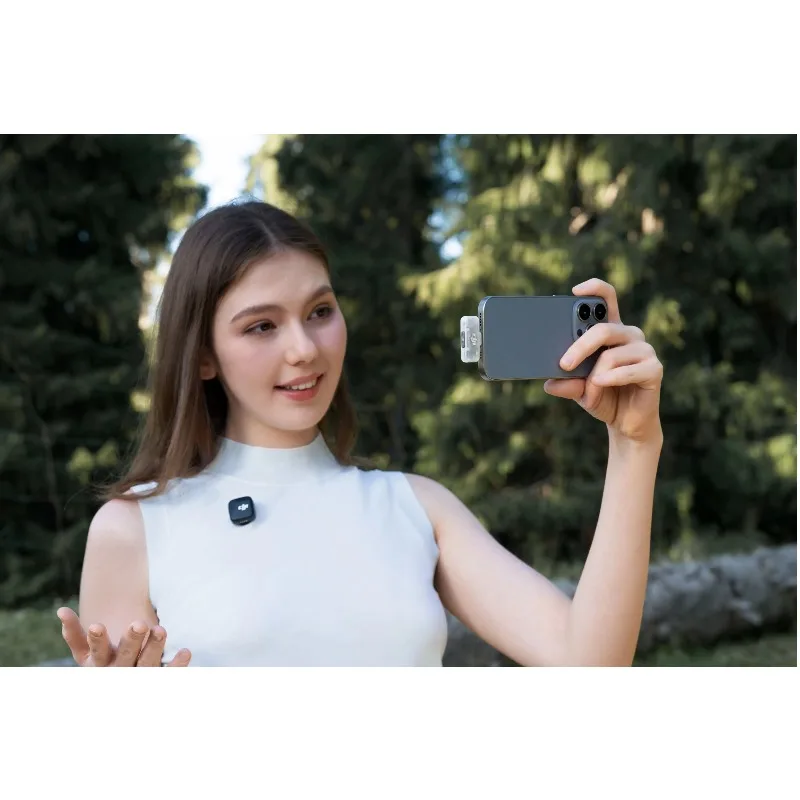 جهاز استقبال الهاتف المحمول من سلسلة DJI Mic جهاز استقبال الهاتف المحمول لسلسلة DJI Mic 2 DJI Mic 3 وأجهزة إرسال DJI Mic الصغيرة