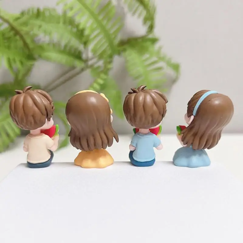 [Q]1Pair Watermelon Eating Couple Figurine Lovers Figures Couple Miniature Boy Girl Model Princess Fairy Garden Car Ornaments